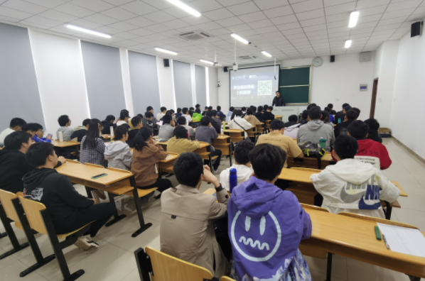 金年会jinnian科技集团在南京理工大学网络空间安全学院举办职业生涯规划讲座